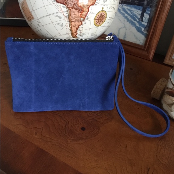 NWOT Royal Blue Studded Wristlet - Picture 8 of 8